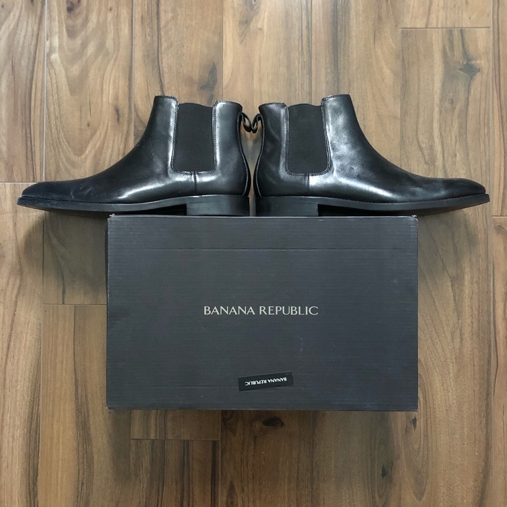Banana Republic Chelsea Boots